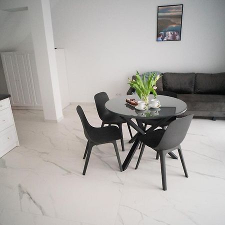 Appartement Apartament Powidz Extérieur photo